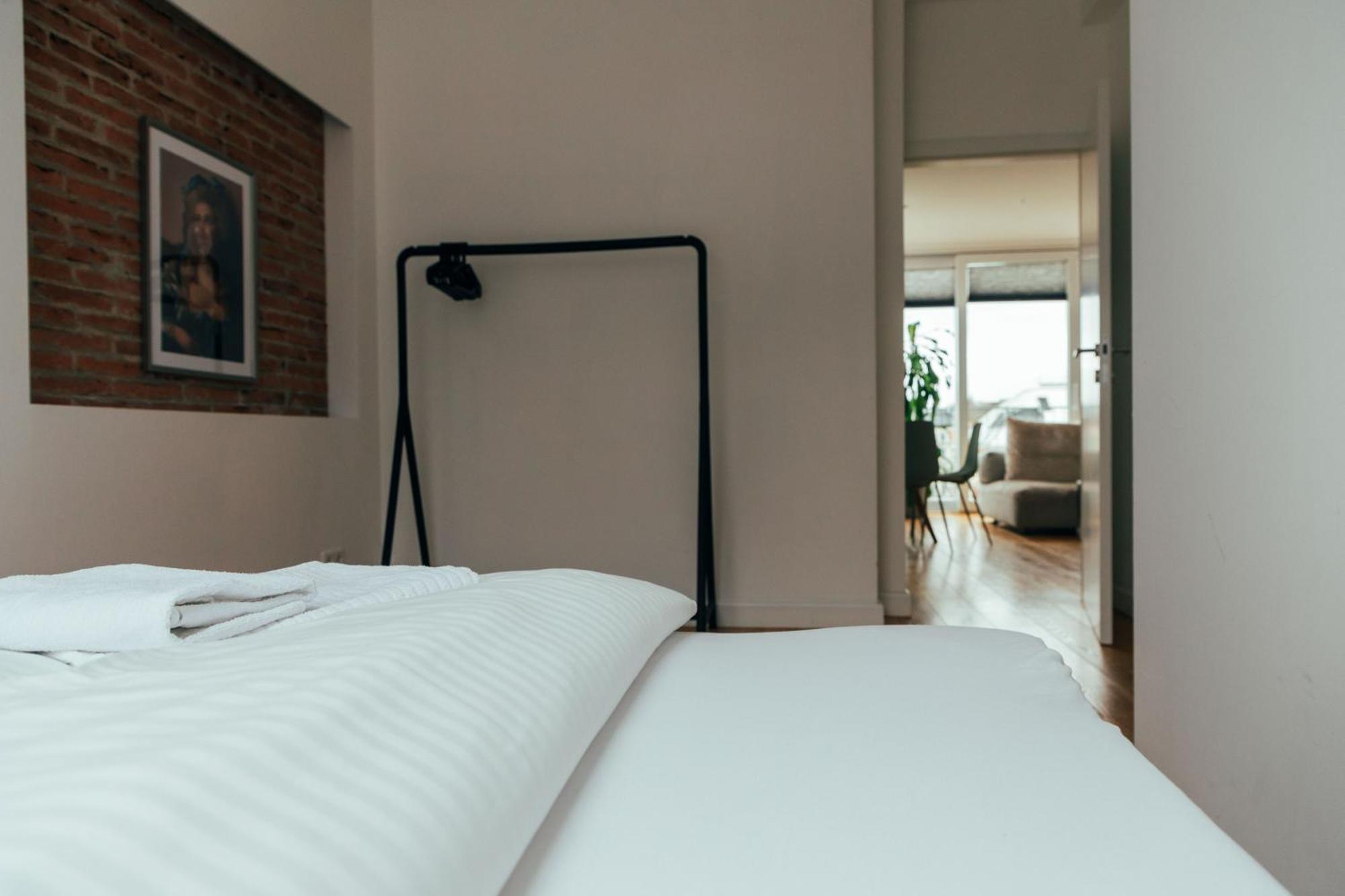 Large Apartments - Great For Groups - With Balcony Or Terrace Wien Ngoại thất bức ảnh